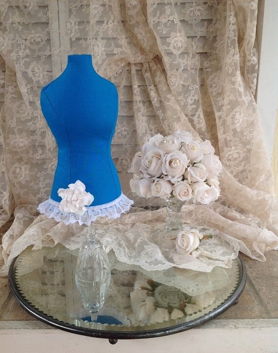 Mannequin Dress form display Tabletop mini bust Jewelry