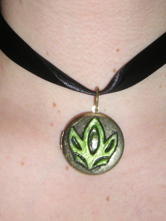 Frozen Anna's Coronation Necklace