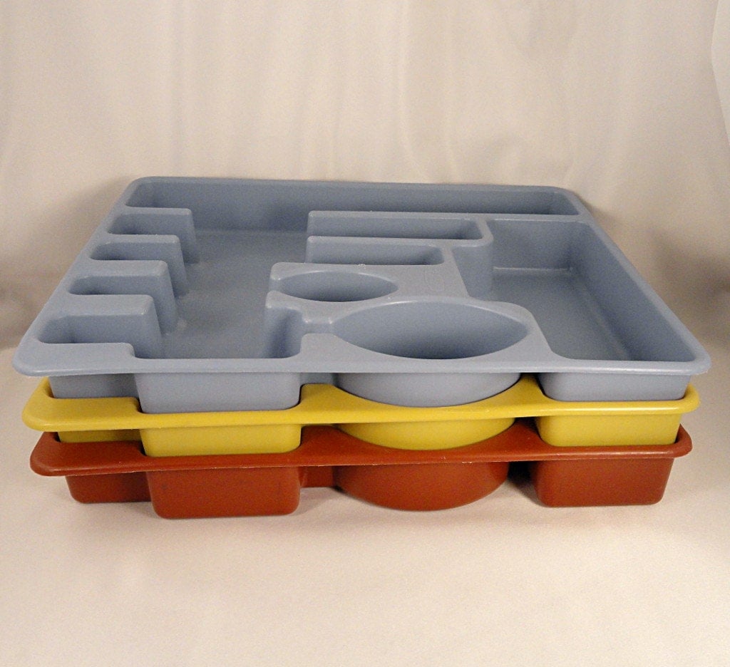 Vintage Rubbermaid Drawer Divided Flatware Cutlery Tray