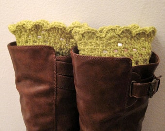 Hand crochet Grass / Herbe / Cesped ankle boots / boot cuffs,leg warmers, Boot toppers---Winter accessories--Christmas gift