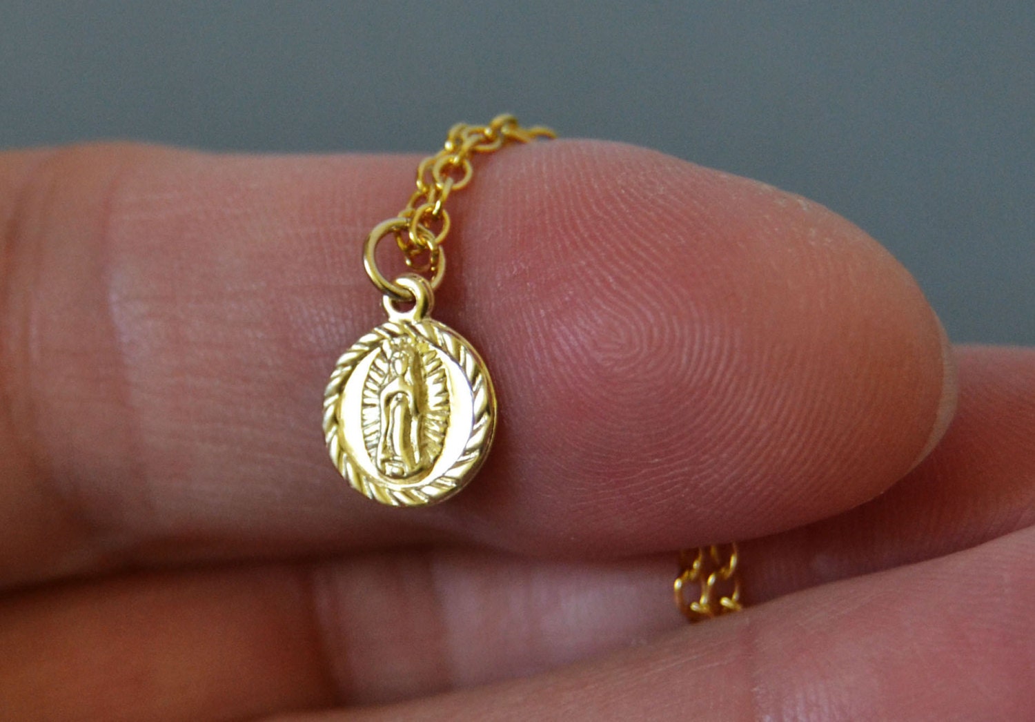 Virgin De Guadalupe Gold Necklace 18