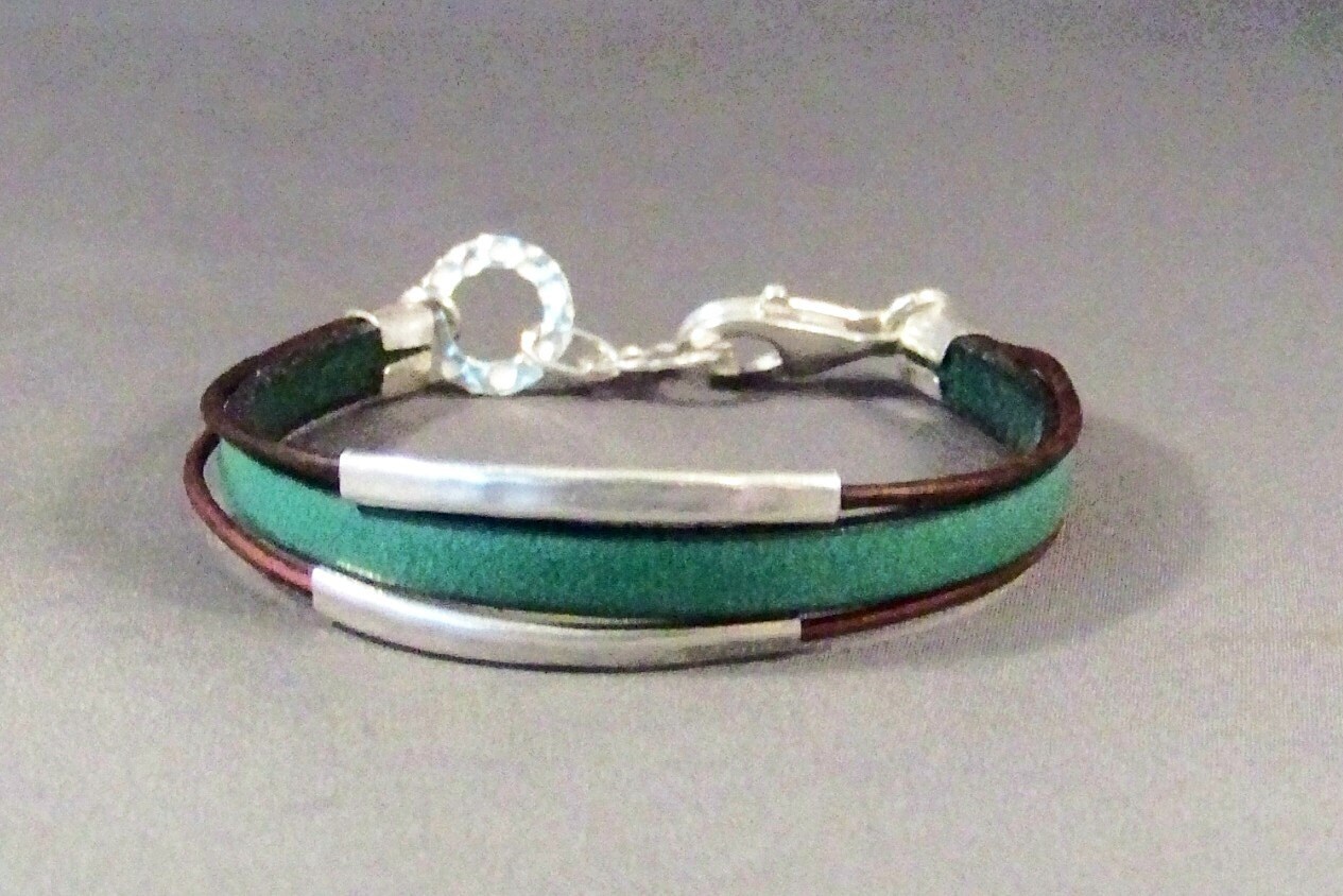 Ladies leather and silver bracelets Outlet