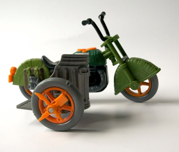 teenage mutant ninja turtles motorcycle toy