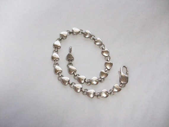 Vintage 1980s Tiffany Co. Sterling Heart Link Bracelet