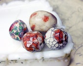 Polymer Clay Beads - 4 Rustic Glazed Beads - Chunky Rondelles & Rounds - Faceted, Millefiori, Floral Illustrated, Roses - Red and White