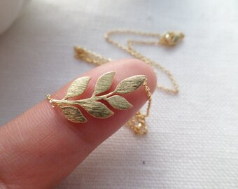 Leaf necklace in Gold, Silver or Rose Gold...dainty handmade necklace, everyday, simple, birthday, wedding, bridesmaid jewelry