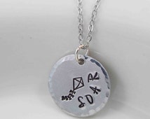 •STICKS & STONE• intarsia kite + silver necklace (18