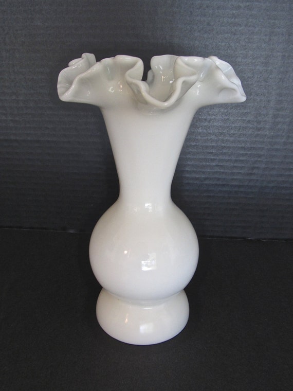 Items similar to Fenton VASE, Fluted/Ruffled, Double Crimped Edge