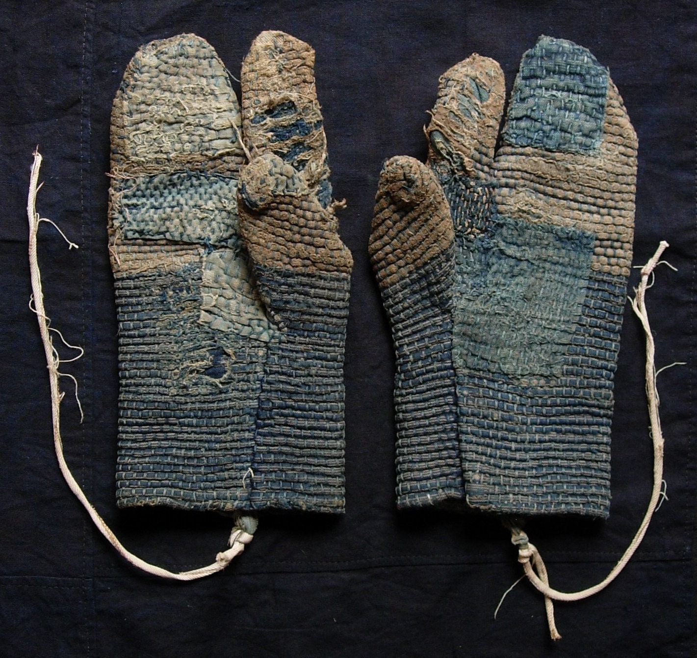 Tebukuro vintage Japanese gloves/mittens for one pair very