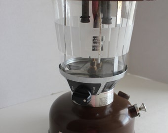 Vintage Coleman Lantern | Model 275A