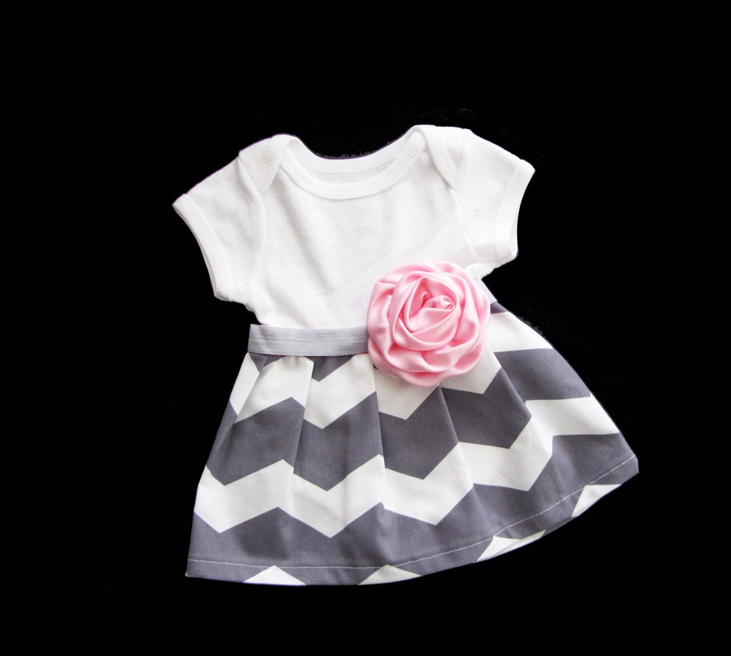 BOUTIQUE Baby CHEVRON DRESS... in grey and white chevron and