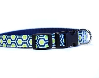 5/8 or 3/4 Inch Wide Dog Collar with Adjustable Buckle or Martingale in HoneyComb Navy