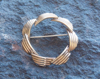 Winard Brooch, Pin, Fashion Pin, Vintage Winard 12K Gold Filled Womens Brooch Pin