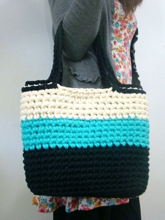 Items similar to KNITTED BAG - Tote, t-shirt yarn, recycled yarn ...