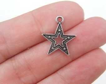 SC963 6 USA Star Charms Antique Silver Tone Patriotic