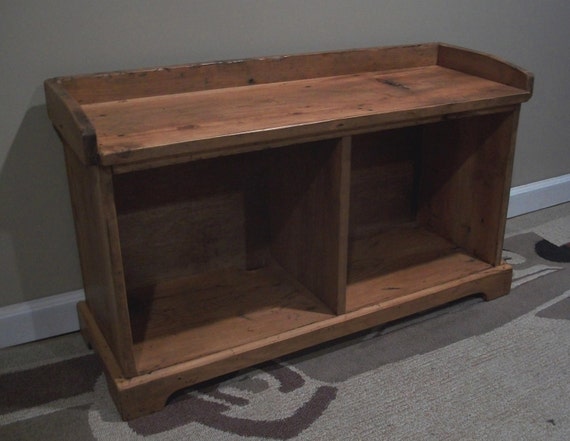 Items similar to Reclaimed wood - Entryway Bench 32" on Etsy