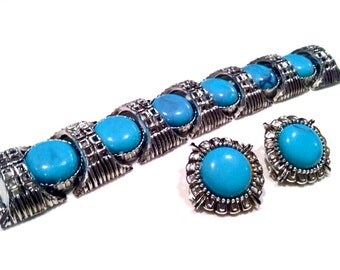 Turquoise Blue Cabochon Demi Parure Set Chunky Wide Link Panel Bracelet Clip Earrings Vintage Jewelry artedellamoda Art Deco talkingfashion