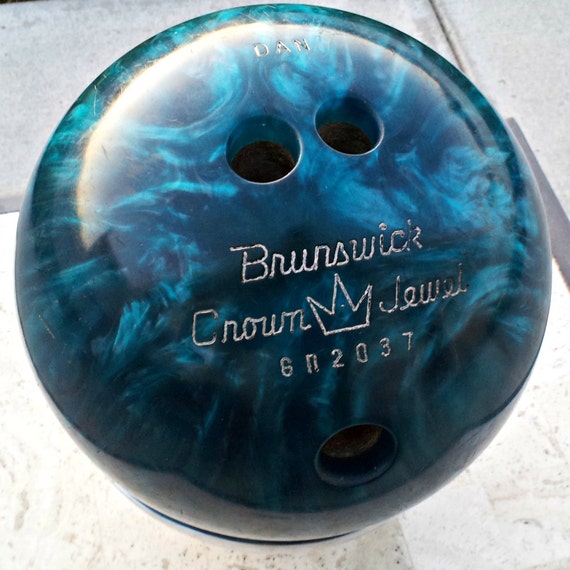 Vintage Brunswick Crown Jewel Bowling Ball Blue Shiny Swirls