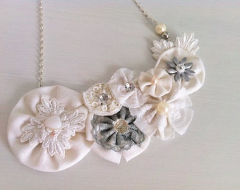 Items similar to Bright Floral Bib Necklace on Etsy