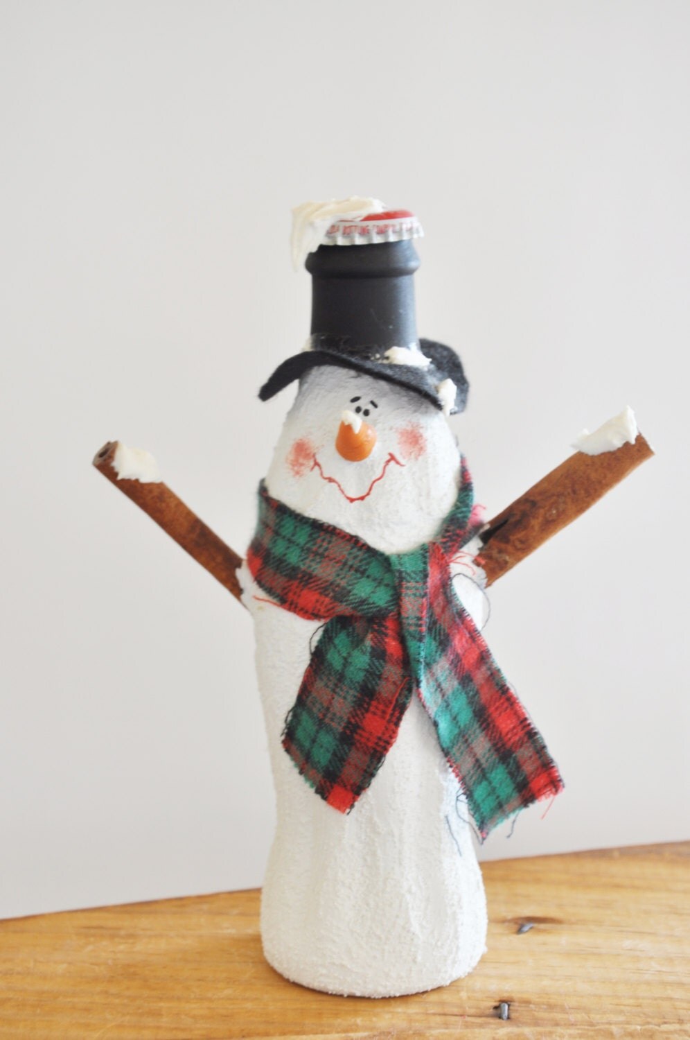 Snowman Coca Cola Bottle Hand Painted Coca Cola Bottle Snowman Decoration Lovely Collectible Christmas/Winter Deco