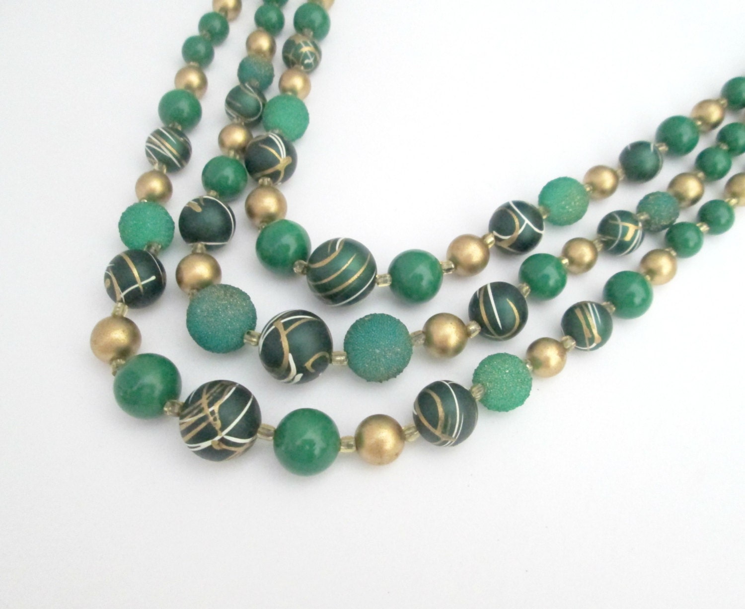Three Strand Beaded Necklace Emerald Green by looseendsvintage