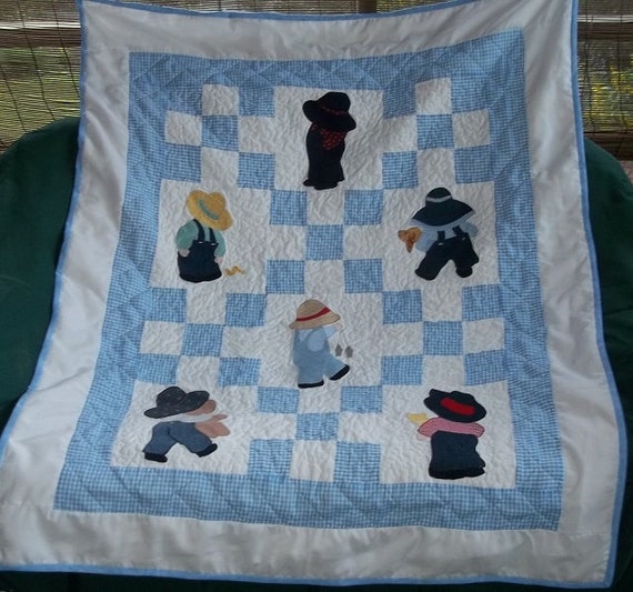 overall-bill-applique-baby-boy-quilt-in-blue-by-quilts4allseasons