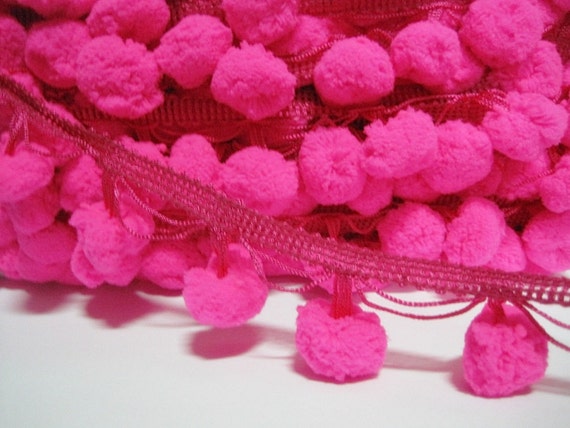 pom trim pink large pom Trim Large Trim, 2.5 Pom trim size (pom cm), pom Pom pom Pink Pink