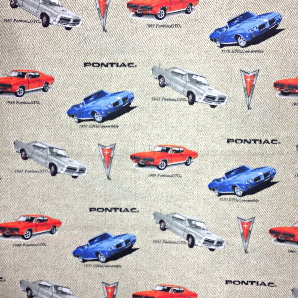 1 yard Licensed Pontiac fabric Classic cars Cotton