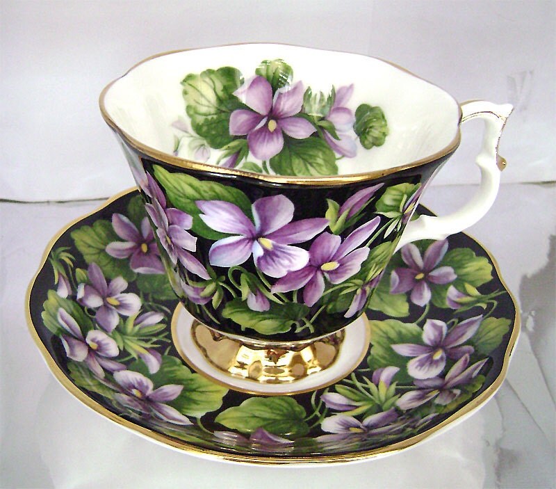 Royal Albert Bone China Purple Violet Tea Cup And Saucer