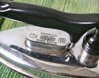 Old school travel iron in leather case