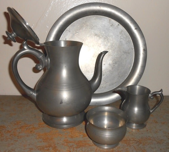 Vintage Tea Set Coffee Set Woodbury Pewterers Reed by TheBackShak