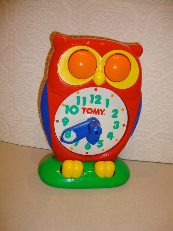 Vintage Tomy Owl Answer Clock Educational Toy by bobsfindsndesigns