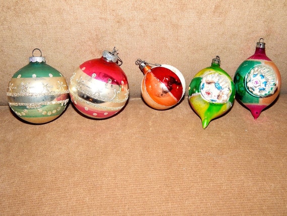 1960 s to 1970 s vintage christmas ornaments glitter 1960 s to 1970 s vintage christmas ornaments glitter