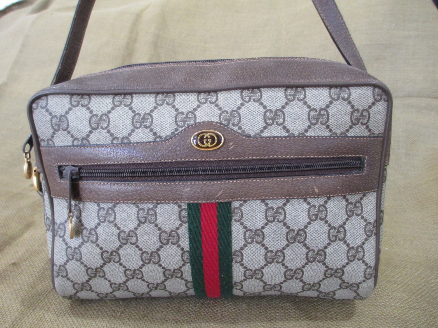 Vintage Gucci Accessory Collection brown signature leather and