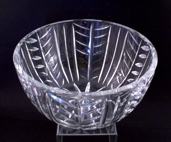 cut-glass-bowl-heavy-lead-crystal-large-by-antiquesonmaplelane