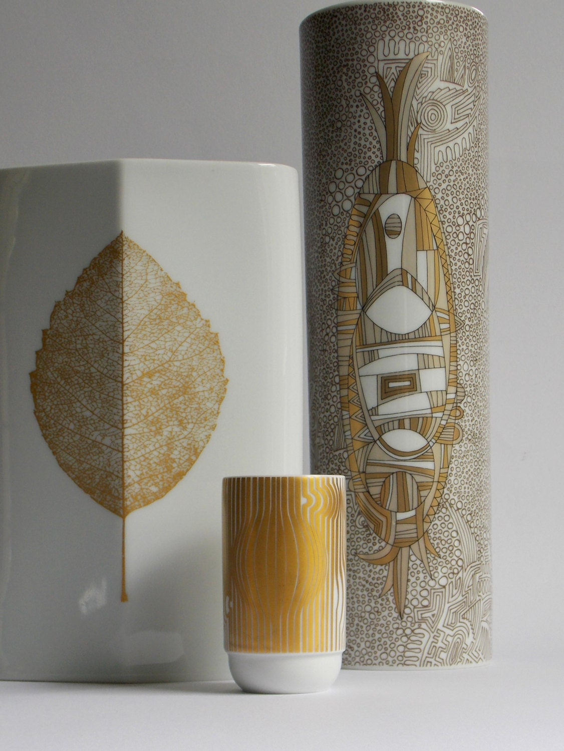 Victor Vasarely Rosenthal Vase Signed White and Gold Decor Op