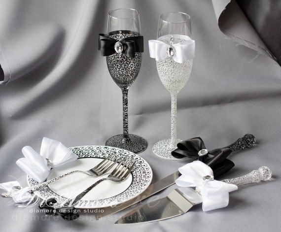  Wedding  Cake  Knife  and Cake  Server  Wedding  Glasses Set  of