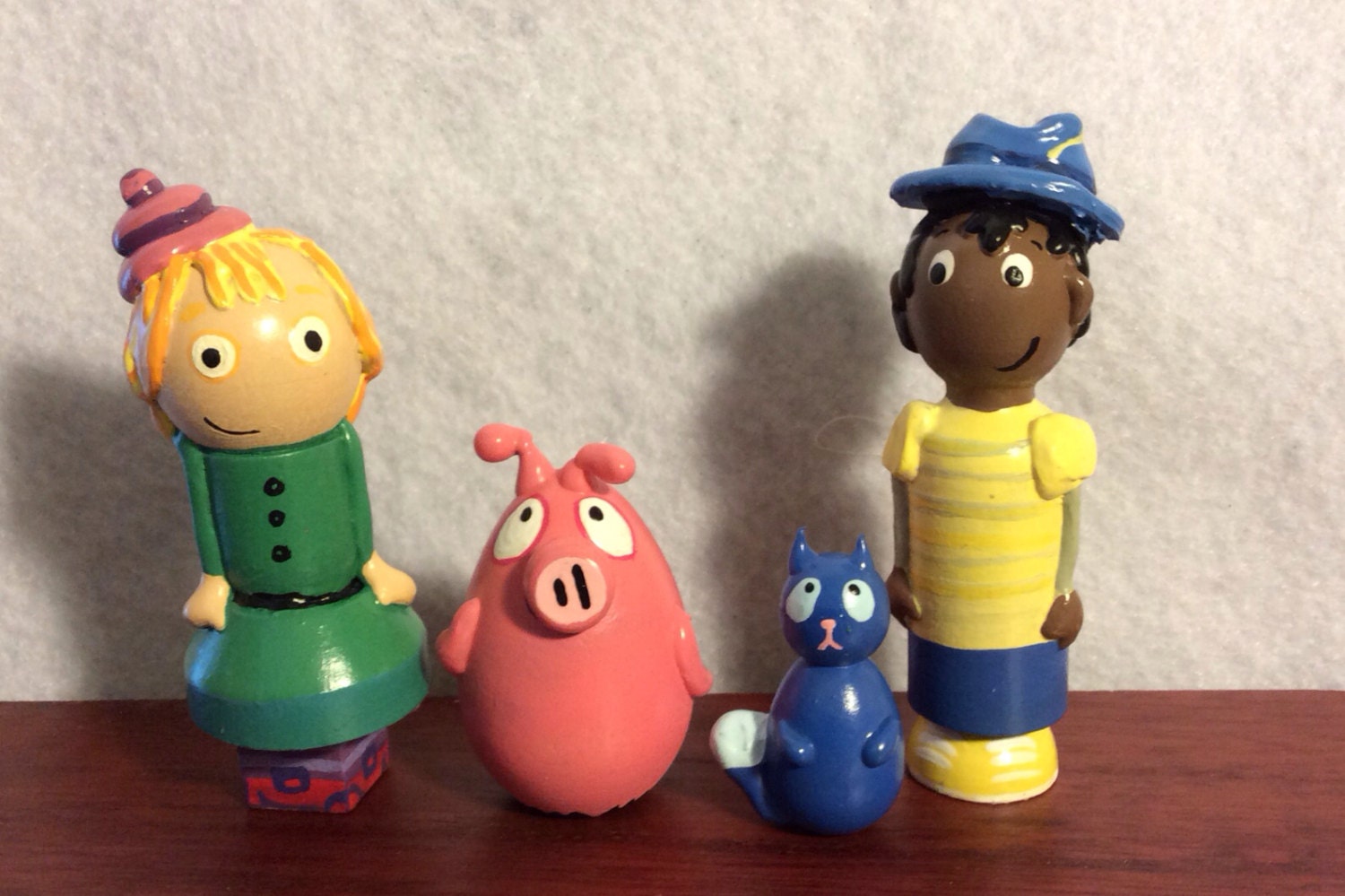 Peg pig cat inspired wood peg people doll cake toppers