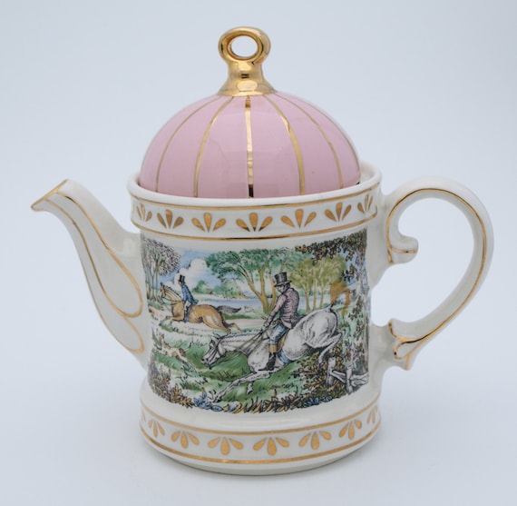 Vintage HUNTING Teapot from SADLER of by LoveFromScandinavia