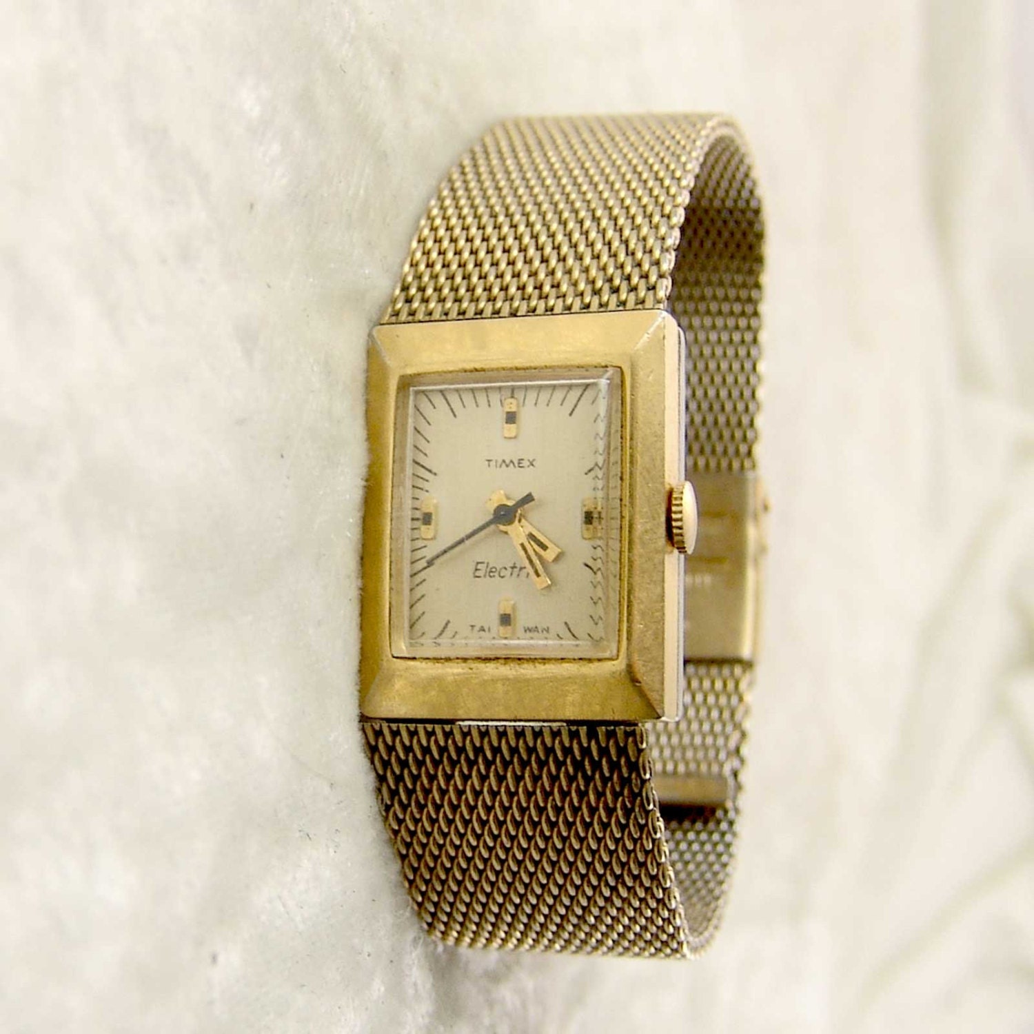 timex electric vintage watch