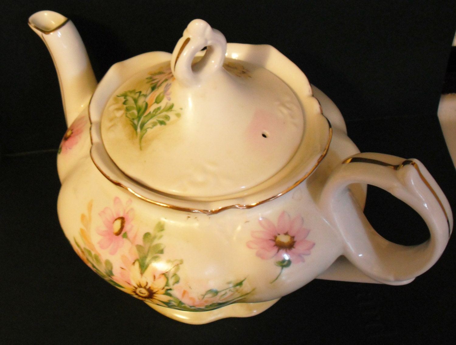 LEFTON MUSICAL TEAPOT Vintage Made in Japan Plays Tea
