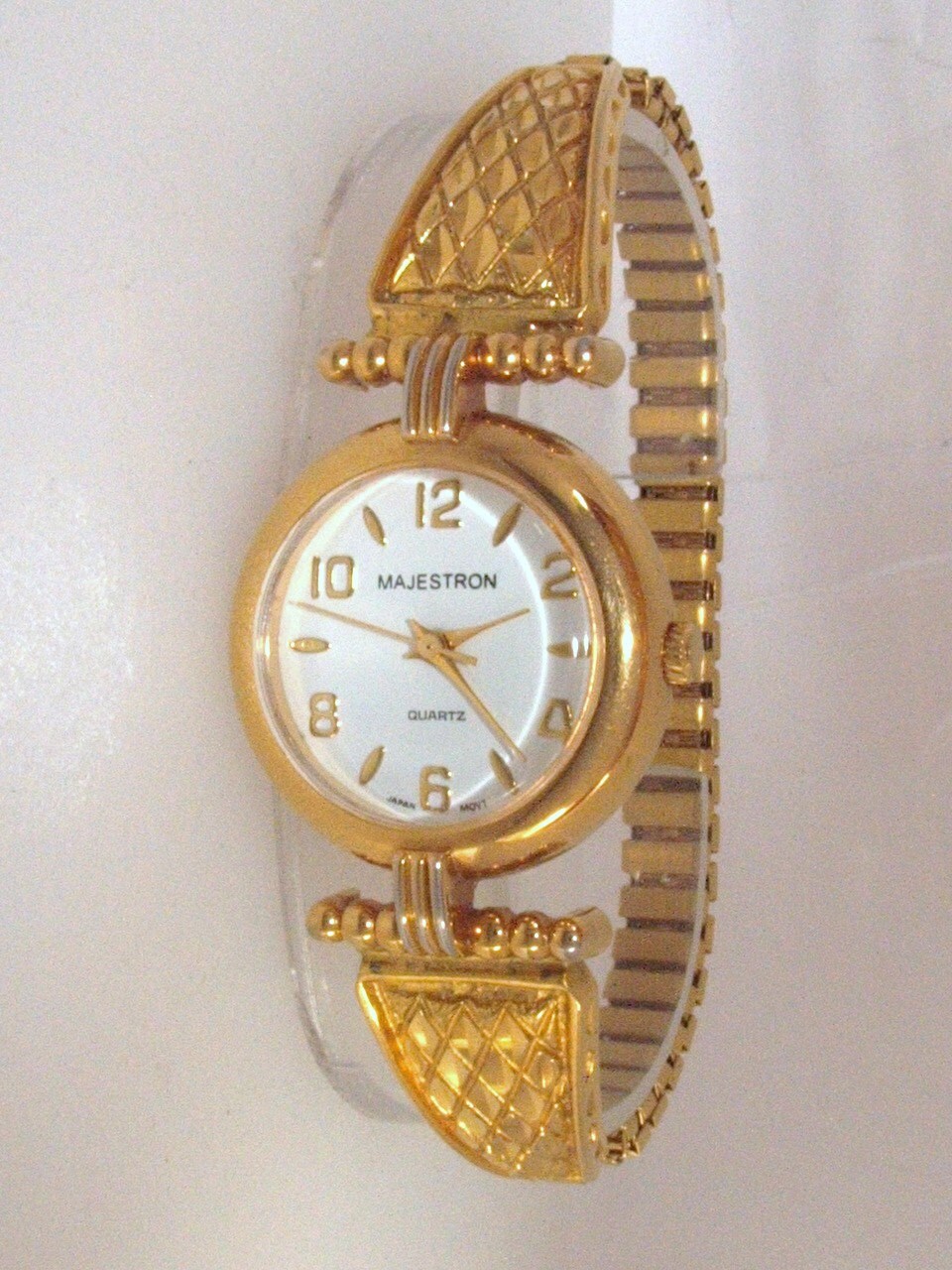 majestron watch of distinction