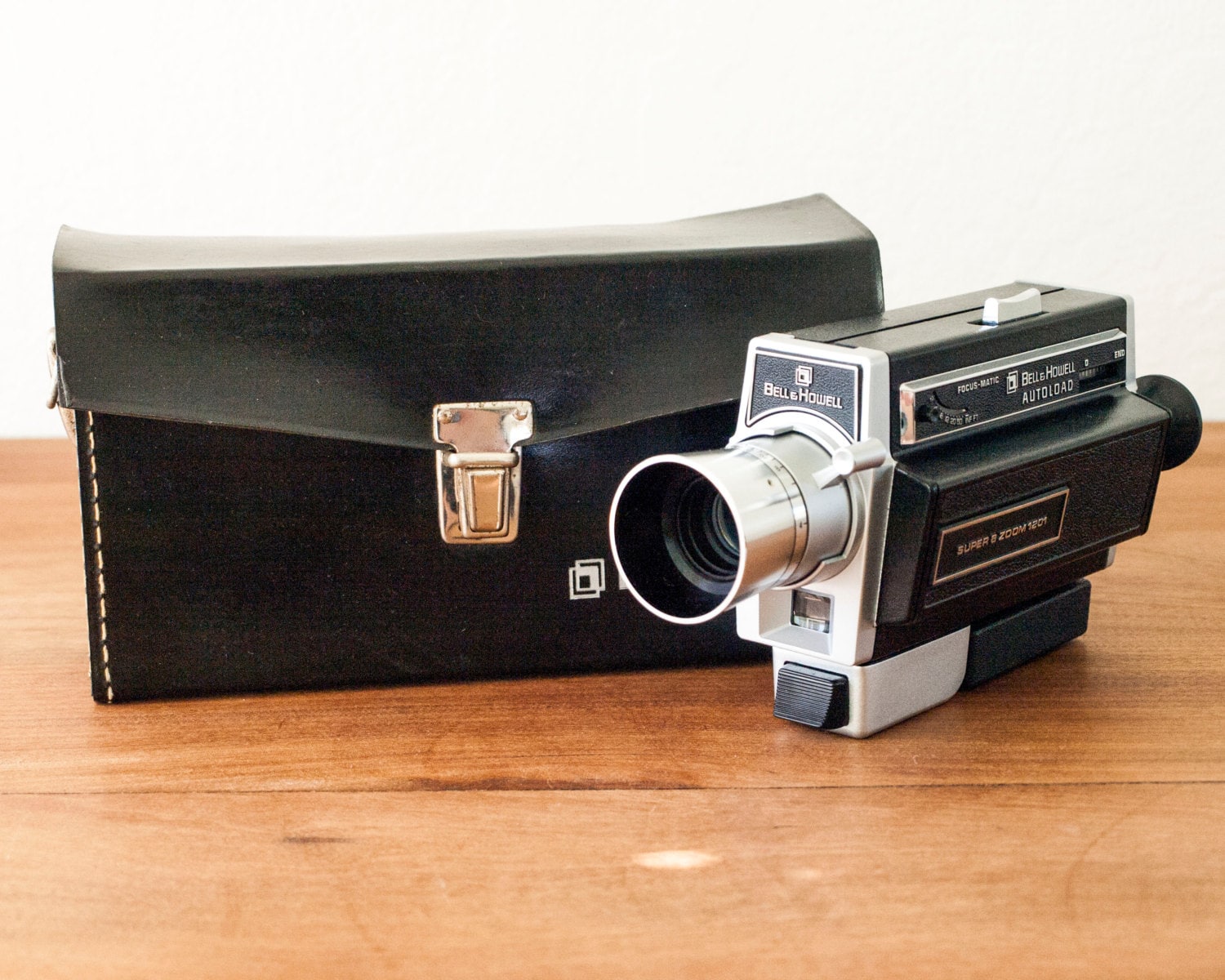 Bell & Howell 1201 Autoload Super 8 Video Camera Super 8