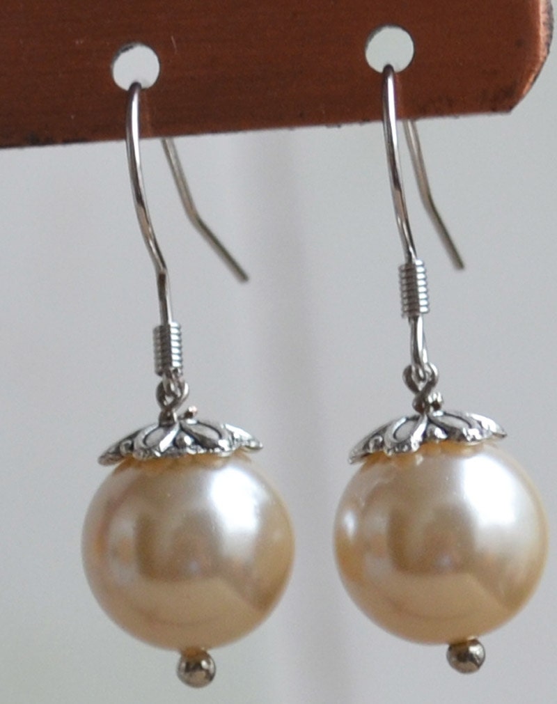 Champagne Pearl earringsglass pearl earrings earringsdangle