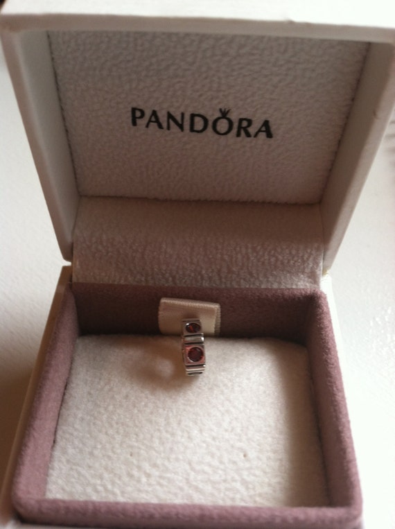 authentic pandora retired red trinity spacer 790368CZR