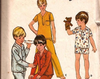 Vintage Boys Pajamas Sewing Pattern / Butterick 5737 / Size 6