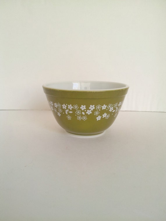 Green Pyrex Bowl/Dish With White Flower by ShellysTreasureTrove