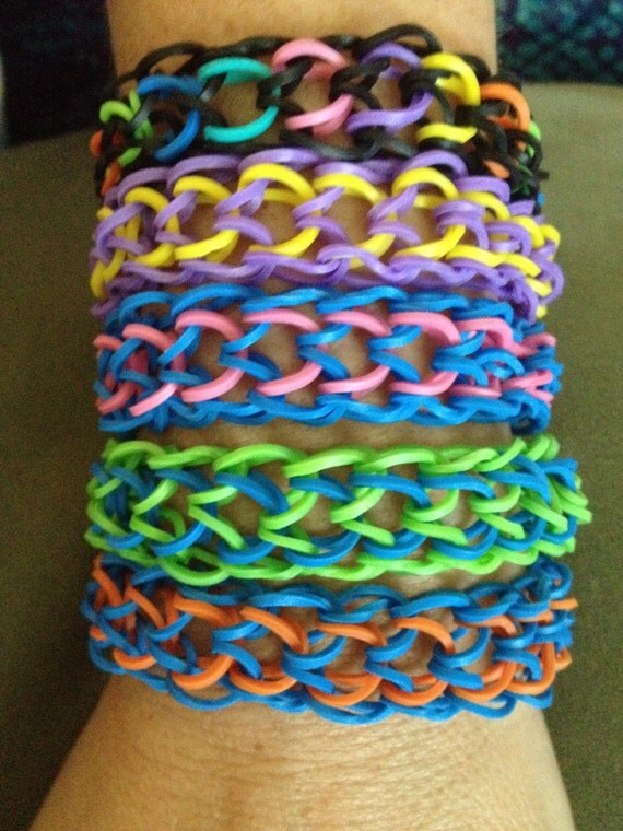 Items similar to Dragon Scale Rubber Band Bracelet on Etsy