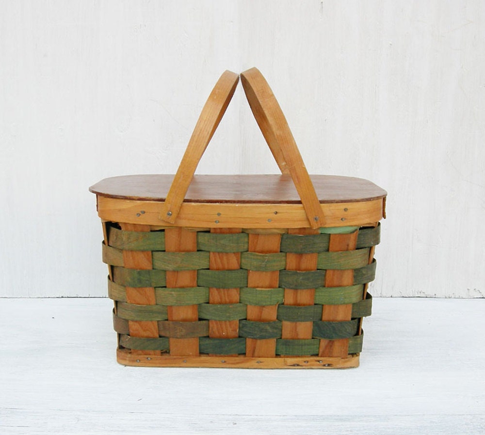 WOOD PICNIC BASKET Vintage Bentwood Woven by SweetDaphneVintage