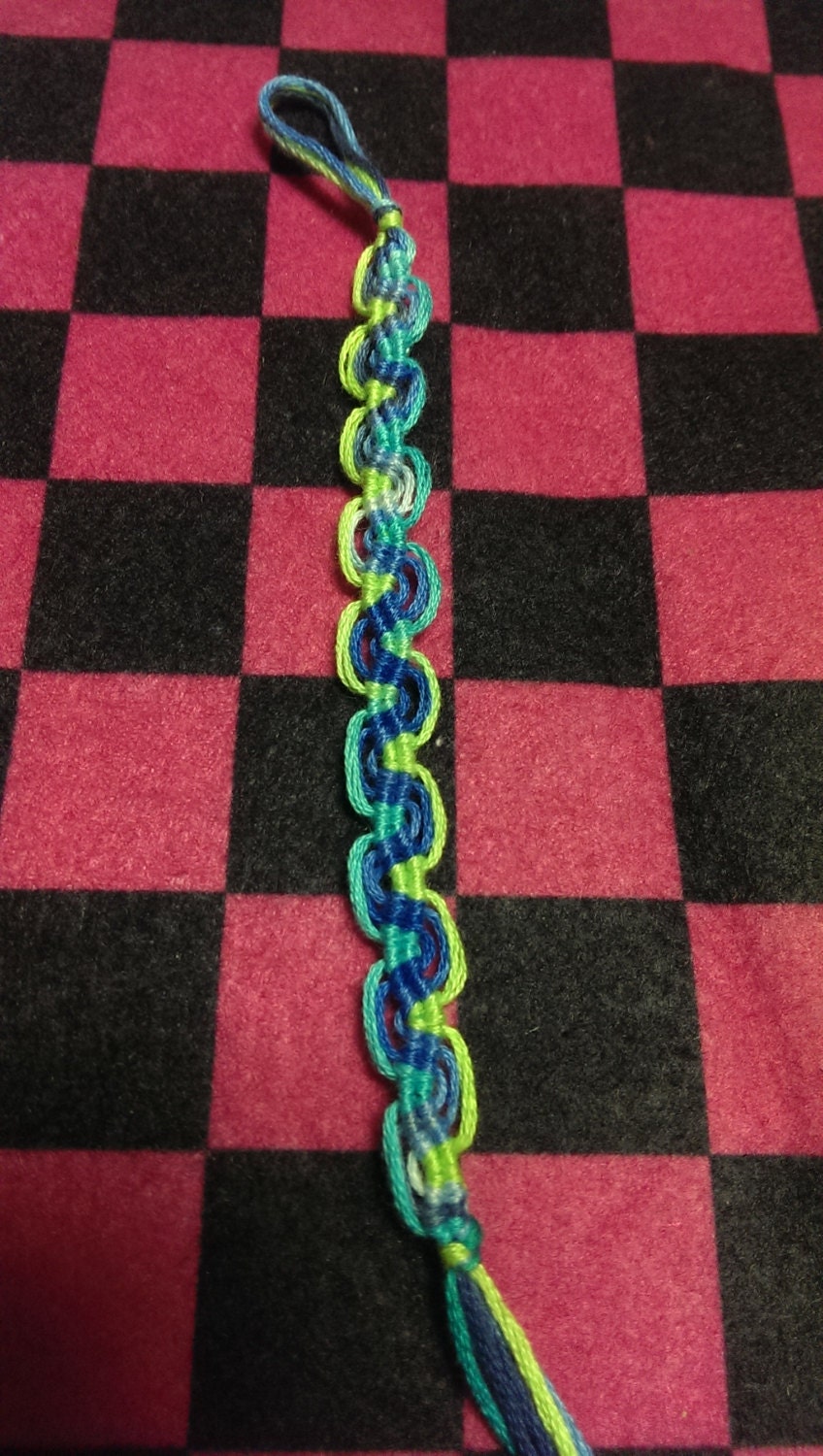 pretty wave style friendship bracelet